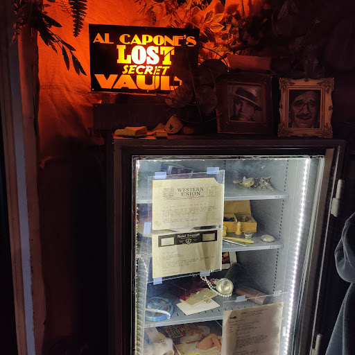 Art Gallery «The Freakybuttrue Peculiarium and Museum», reviews and photos, 2234 NW Thurman St, Portland, OR 97210, USA