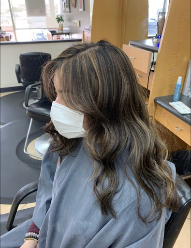 Hair Salon «Fantastic Sams Cut & Color», reviews and photos, 923 10th St, Floresville, TX 78114, USA