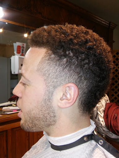 Barber Shop «International Profyle Barber shop», reviews and photos, 3101 W Main St, Kalamazoo, MI 49006, USA