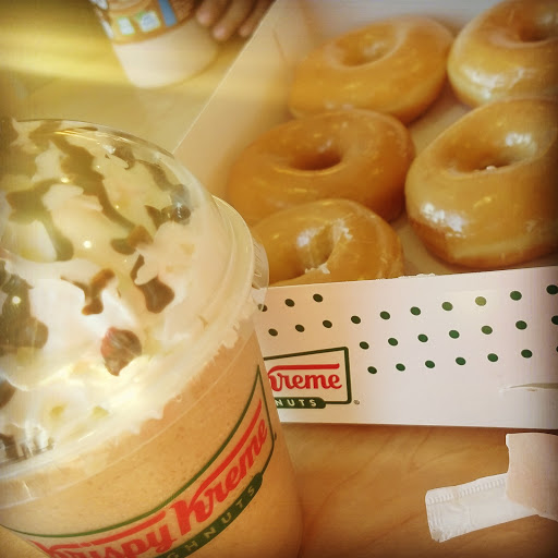 Bakery «Krispy Kreme Doughnuts», reviews and photos, 6627 San Dario Ave, Laredo, TX 78041, USA