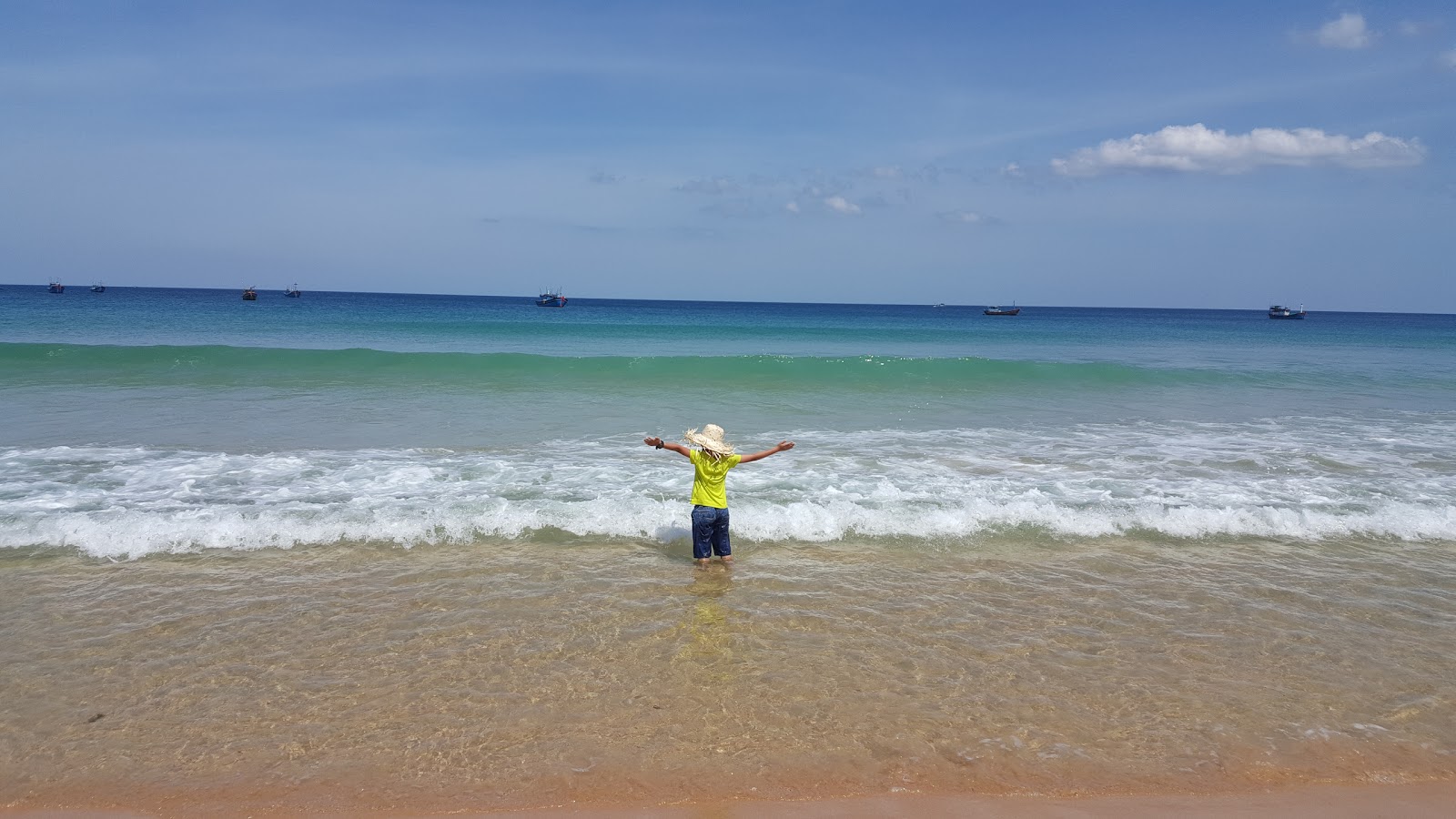 Photo de Phu Thuong Beach et le règlement