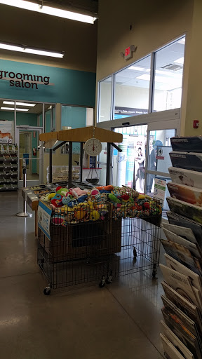 Pet Supply Store «Petco Animal Supplies», reviews and photos, 298 Spring Creek Drive, Franklin, TN 37067, USA