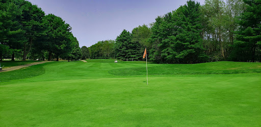 Golf Course «Zoar Village Golf Course», reviews and photos, 8229 Dover Zoar Rd NE, Dover, OH 44622, USA