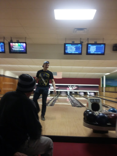 Bowling Alley «Colonial Lanes», reviews and photos, 2253 Old Hwy 218 S, Iowa City, IA 52246, USA