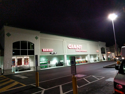 Grocery Store «Giant Food Stores», reviews and photos, 830 N U.S. 15, Dillsburg, PA 17019, USA