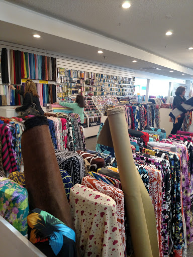 Fabric Store «Sewfisticated Discount Fabrics», reviews and photos, 303 Worcester Rd, Framingham, MA 01701, USA