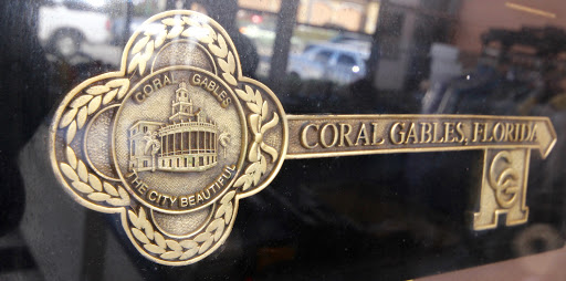 Dry Cleaner «Society Cleaners», reviews and photos, 3912 SW 8th St, Coral Gables, FL 33134, USA