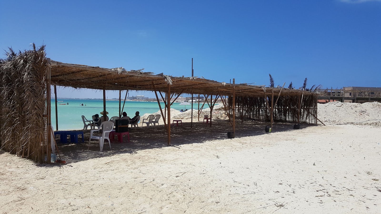 Foto van Si Omar Resort Beach met turquoise puur water oppervlakte