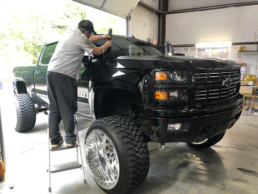 Auto Body Shop «Powhatan Collision and Glass LLC», reviews and photos, 3979 Old Buckingham Road, Powhatan, VA 23139, USA