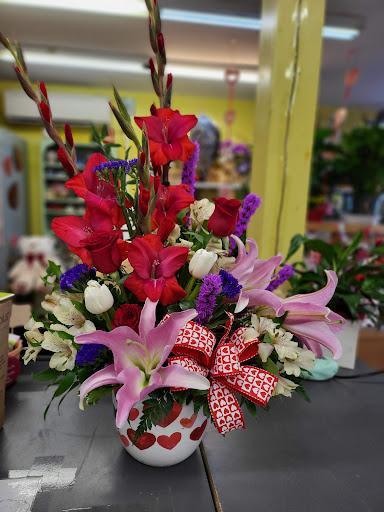 Florist «North End Florist», reviews and photos, 403 N Charlotte St, Pottstown, PA 19464, USA