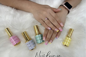 Forever 21 Nail Lounge