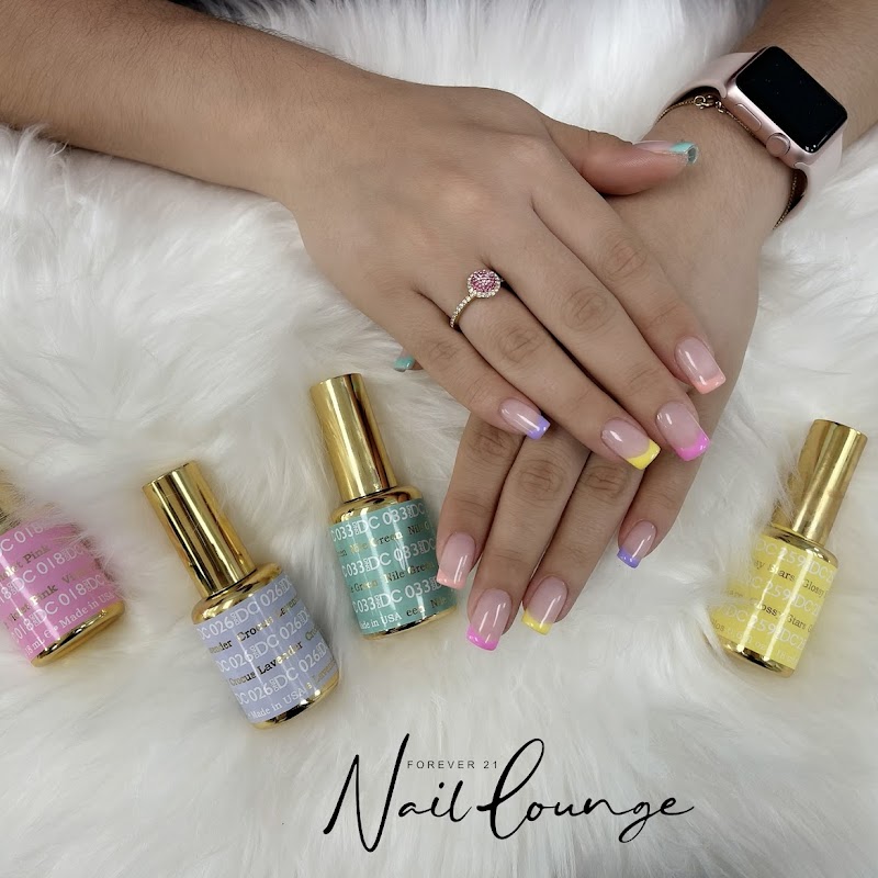 Forever 21 Nail Lounge