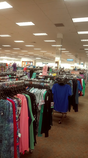 Department Store «Bealls Store», reviews and photos, 5900 20th St, Vero Beach, FL 32966, USA