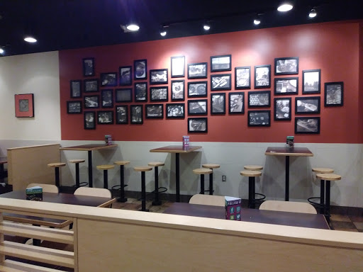 Mexican Restaurant «QDOBA Mexican Eats», reviews and photos, 3452 Fairlane Dr, Allen Park, MI 48101, USA