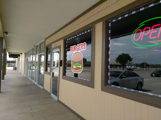 Video Arcade «Funnel Cakes & Gelatos», reviews and photos, 316 E Pipeline Rd, Hurst, TX 76053, USA
