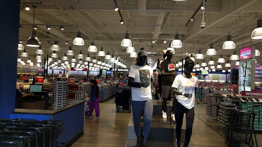 Shoe Store «SKECHERS Factory Outlet», reviews and photos, 19000 S Vermont Ave, Gardena, CA 90248, USA