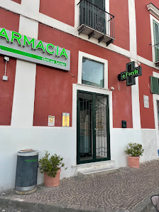 Farmacia Della Fonte S.N.C. Delle Dr.Sse Mariella E Silvia Iacono Piazza P.p.iacono, Serrara Fontana, NA 80070, Italia