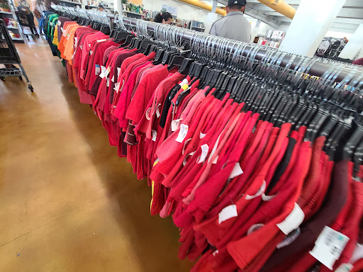 Thrift Store «Goodwill Store», reviews and photos, 23740 El Toro Rd e, Lake Forest, CA 92630, USA