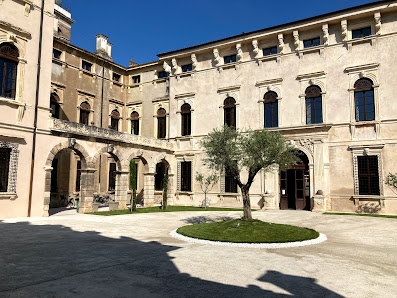 ABAVR - Accademia di Belle Arti di Verona Via Carlo Montanari, 5, 37122 Verona VR, Italia