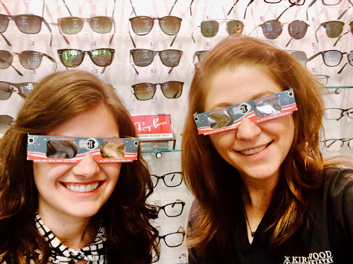 Optometrist «Kirkwood Eye Associates», reviews and photos, 200 S Kirkwood Rd #100, Kirkwood, MO 63122, USA