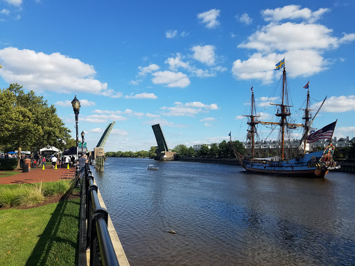 Park «Tubman Garrett Riverfront Park», reviews and photos, 815 Justison St, Wilmington, DE 19801, USA