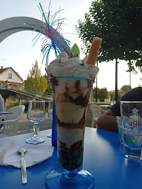 Crème glacée du Restaurant français Restaurant La Passerelle | Spécialités d'anguilles et galettes à Coulon - n°5