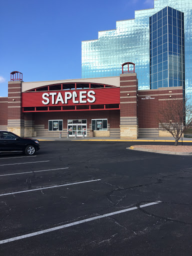Office Supply Store «Staples», reviews and photos, 4200 W 78th St, Bloomington, MN 55435, USA