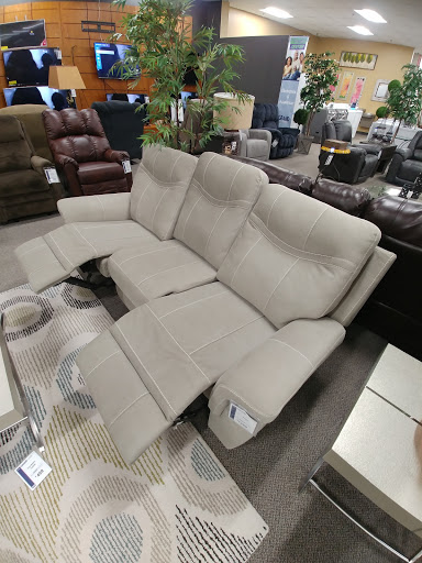 Furniture Store «Grand Furniture», reviews and photos, 3283 Western Branch Blvd, Chesapeake, VA 23321, USA