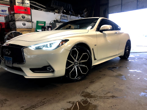 Tire Shop «Chihuahua Tire Shop», reviews and photos, 1201 Aurora Ave Ln, Aurora, IL 60505, USA