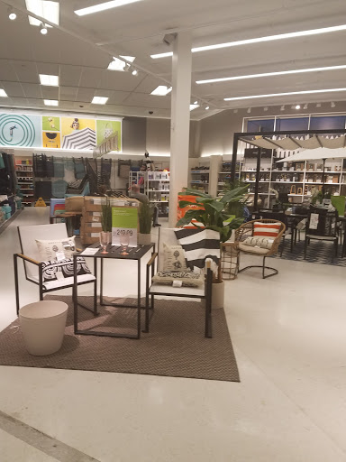 Department Store «Target», reviews and photos, 100 Willow St, Farmingdale, NY 11735, USA