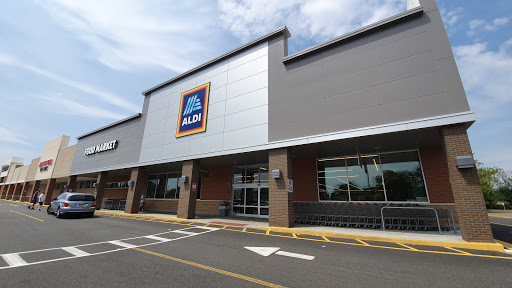 Supermarket «ALDI», reviews and photos, 50 Racetrack Rd, East Brunswick, NJ 08816, USA