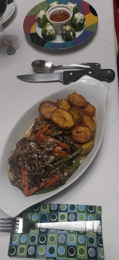 Fine Dining Restaurant «Sonoma Wine Shop / La Bodega Kitchen», reviews and photos, 2295 Gravenstein Hwy S, Sebastopol, CA 95472, USA