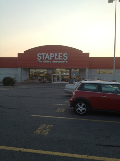 Office Supply Store «Staples», reviews and photos, 1333 Buckeye Ave, Ames, IA 50010, USA