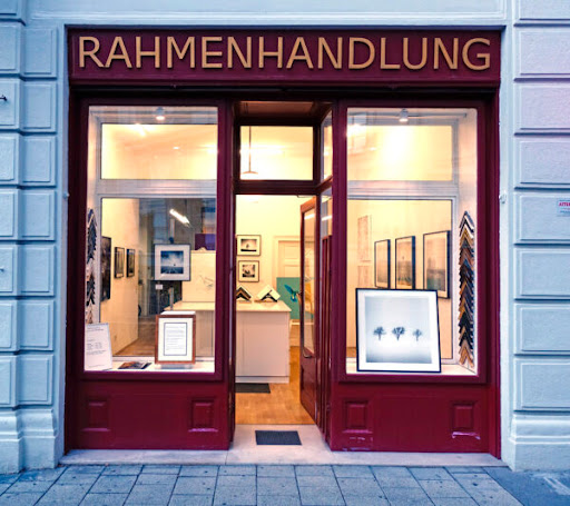 Rahmenhandlung Christine Ernst / Nachfolger / Foto Riegler KG