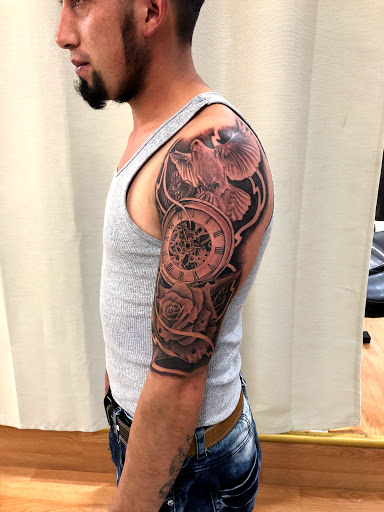 Tattoo Shop «The Plug Tattoo & Piercing, Inc.», reviews and photos, 12592 San Pablo Ave, Richmond, CA 94805, USA