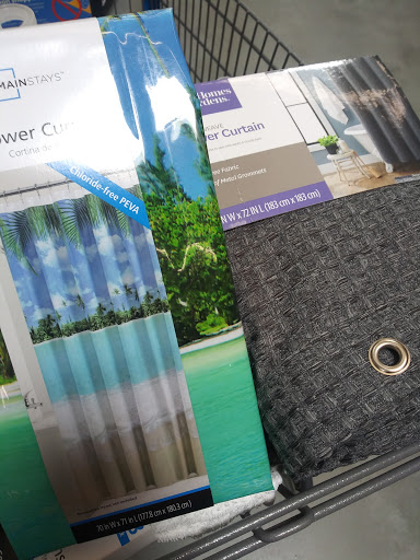 Department Store «Walmart Supercenter», reviews and photos, 638 Quequechan St, Fall River, MA 02721, USA