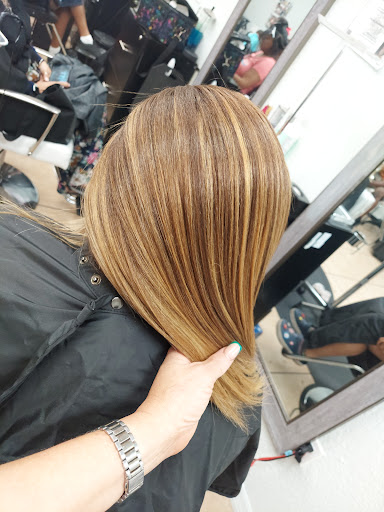 Beauty Salon «Cacata Dominican Hair Salon», reviews and photos, 13374 SW 288th St, Homestead, FL 33033, USA