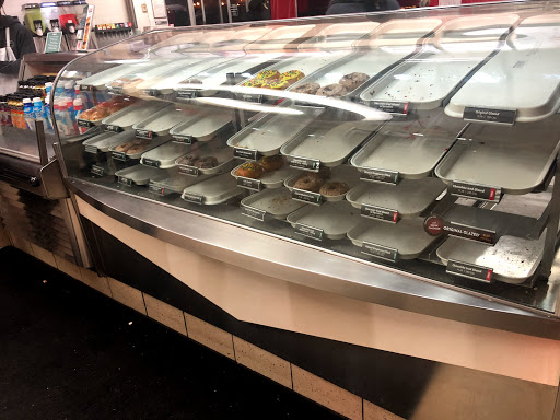 Bakery «Krispy Kreme Doughnuts», reviews and photos, 208 W 14 Mile Rd, Troy, MI 48083, USA