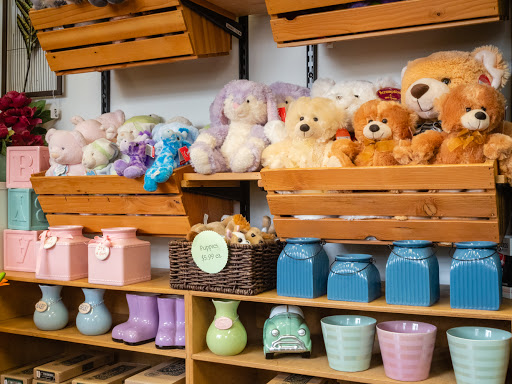 Florist «Roaring Oaks Florist», reviews and photos, 349A Main St, Lakeville, CT 06039, USA