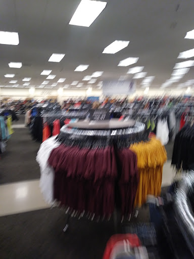 Department Store «Nordstrom Rack Towne Place at Garden State Park», reviews and photos, 951 Haddonfield Rd a, Cherry Hill, NJ 08002, USA