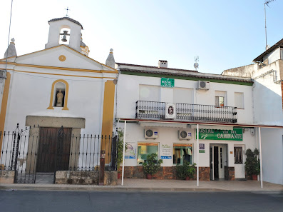 Hostal Via del Caminante Pl. Ermita, 3, 10110 Madrigalejo, Cáceres, España