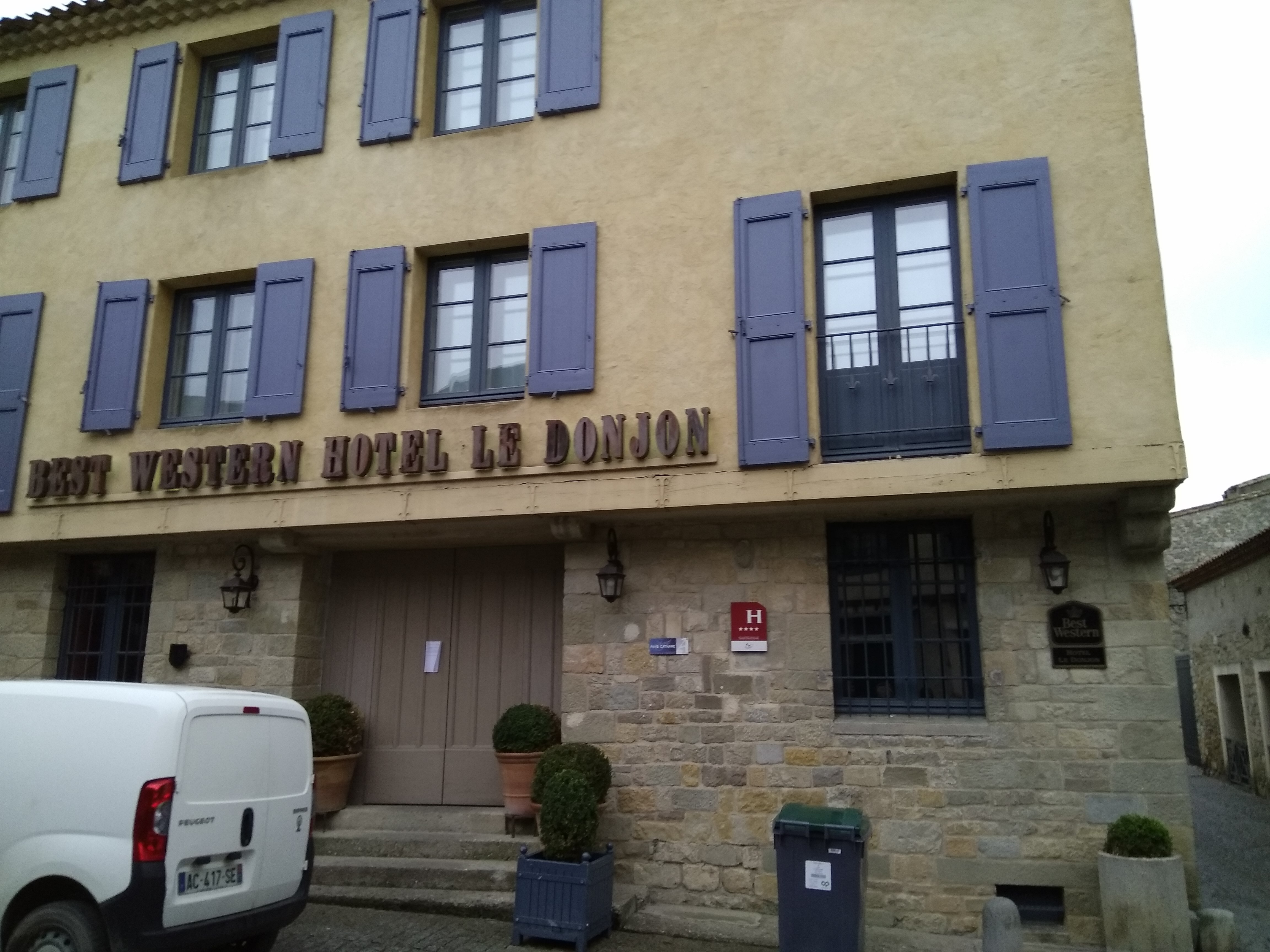 Photo n° 1 de l'avis de Olena.u fait le 25/01/2018 à 23:09