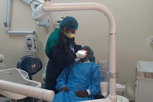 Aura Dental Clinic image