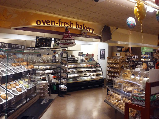 Grocery Store «Super Stop & Shop», reviews and photos, 20 Washington Ave, Dumont, NJ 07628, USA