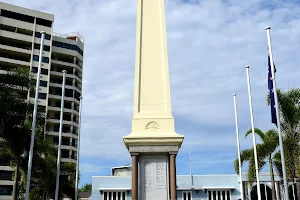 Cairns Cenotaph image