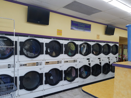 Laundromat «Fern Street Coin Laundry», reviews and photos, 2105 Fern St, San Diego, CA 92104, USA