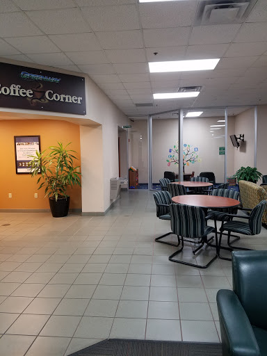 Ford Dealer «Greenway Ford», reviews and photos, 9001 E Colonial Dr, Orlando, FL 32817, USA