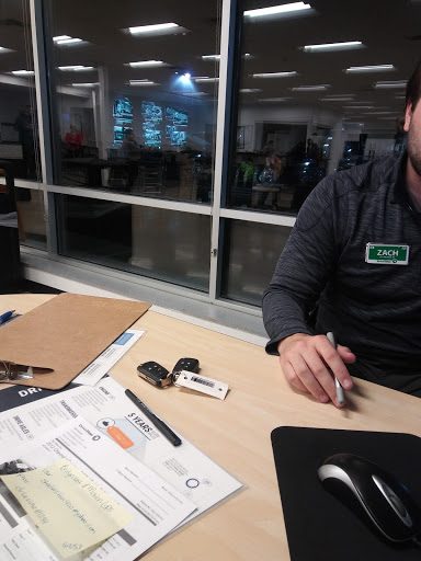 Used Car Dealer «DriveTime Used Cars», reviews and photos, 7211 McKnight Rd, Pittsburgh, PA 15237, USA