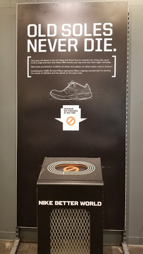 Clothing Store «Nike Factory Store», reviews and photos, 7105 Mills Civic Pkwy #140, West Des Moines, IA 50266, USA