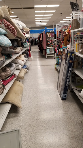 Clothing Store «Ross Dress for Less», reviews and photos, 5635 Woodruff Ave, Lakewood, CA 90713, USA